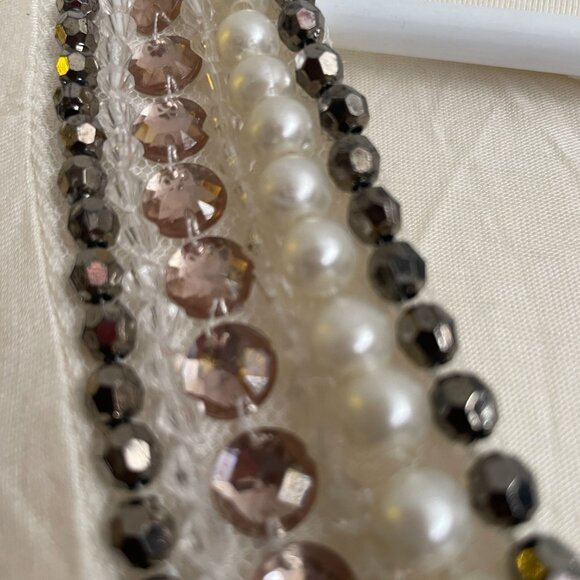 Black and White Short Sleeve Embellished Dress - Picture 3 of 8